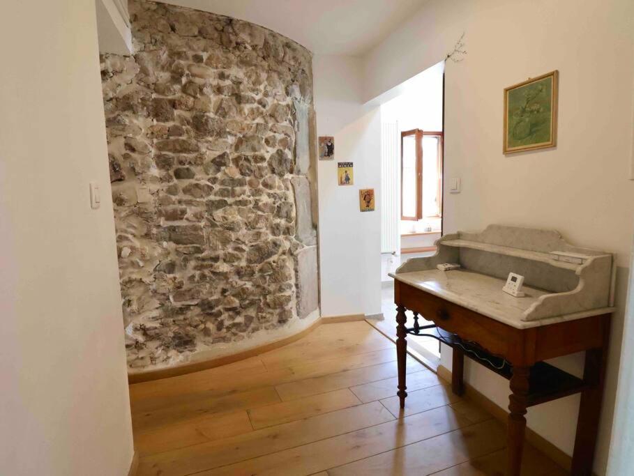 Les Hauts Du Chateau Chambéry Exteriér fotografie